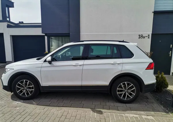 Volkswagen Tiguan cena 129000 przebieg: 45200, rok produkcji 2021 z Słupsk małe 1